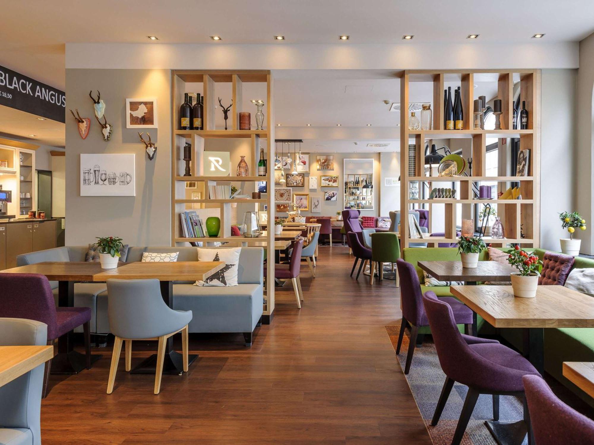 Mercure Center Hotel 4*